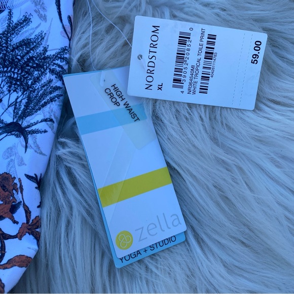 Zella floral crop high compression leggings XL NWT - Picture 2 of 6